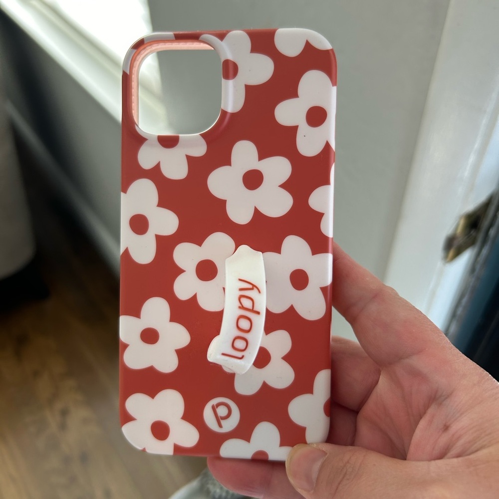 IPhone 14 Loopy case Auburn Daisies.